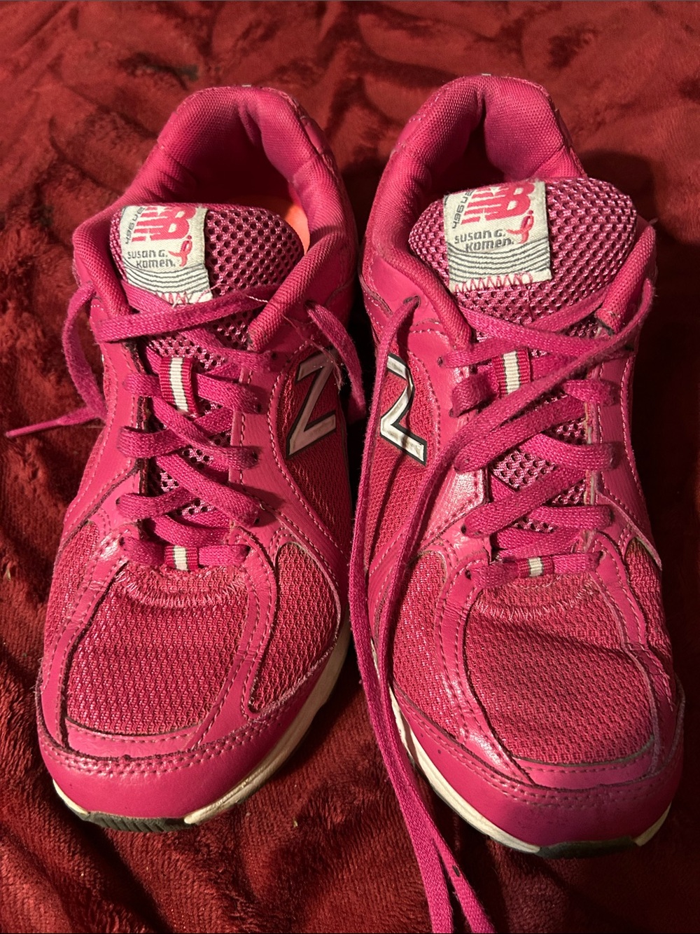 New Balance Women's Hot Pink Athletic Sneakers breast cancer awareness